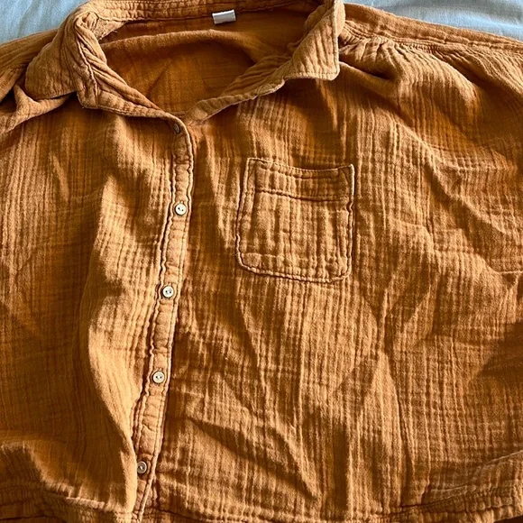 Old Navy Burnt Orange Crinkle Gauze Cropped Blouse - Picture 4 of 5